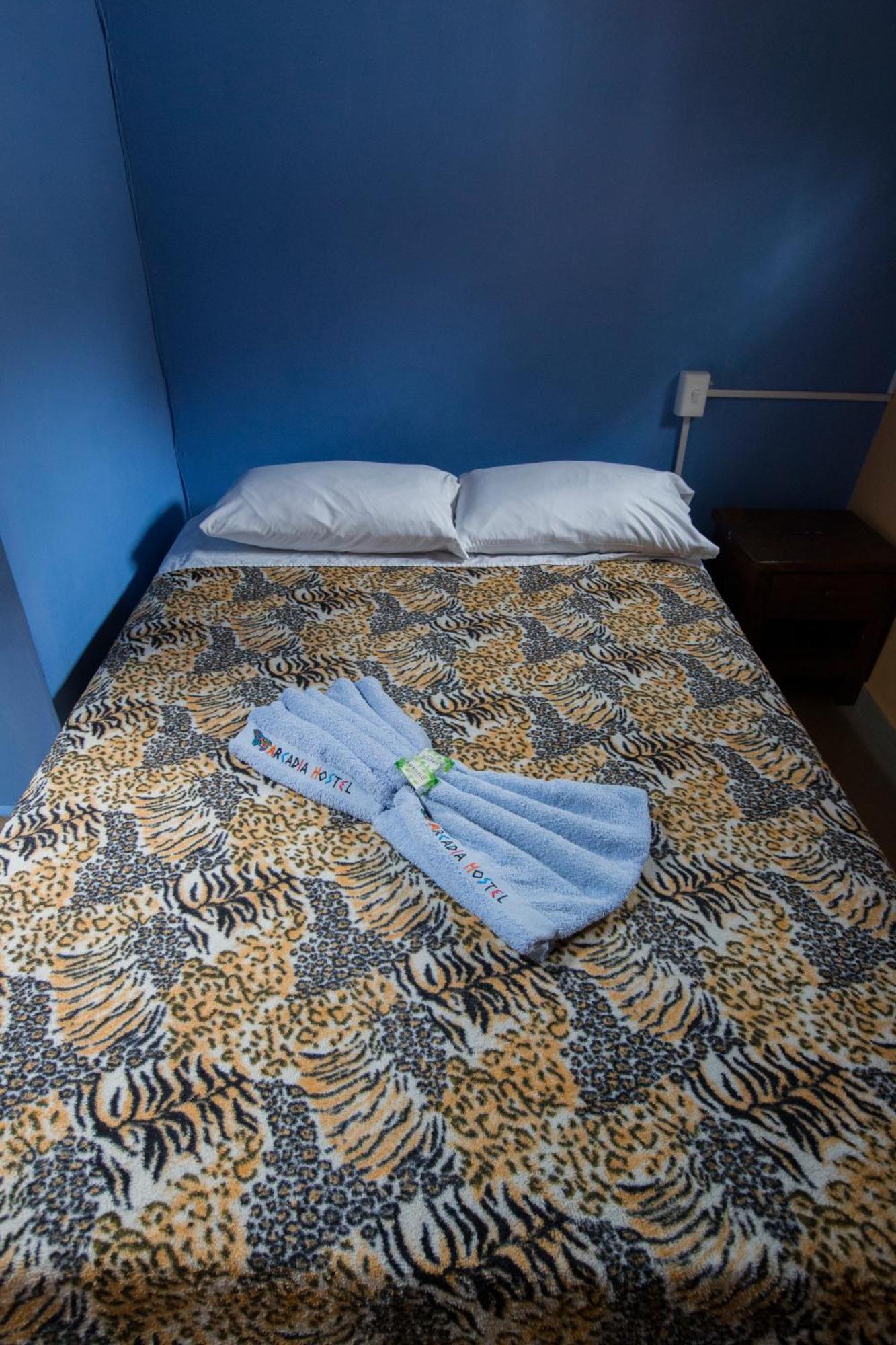 Arcadia Hostel Medellin Room photo