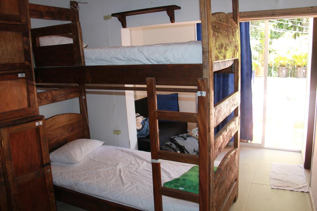 Arcadia Hostel Medellin Room photo