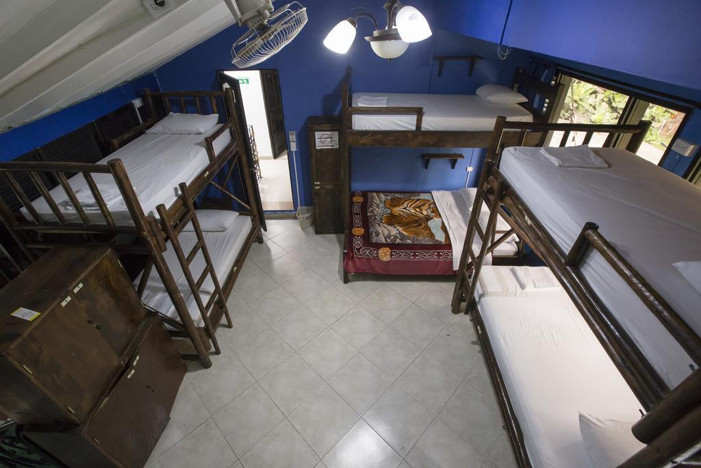 Arcadia Hostel Medellin Exterior photo