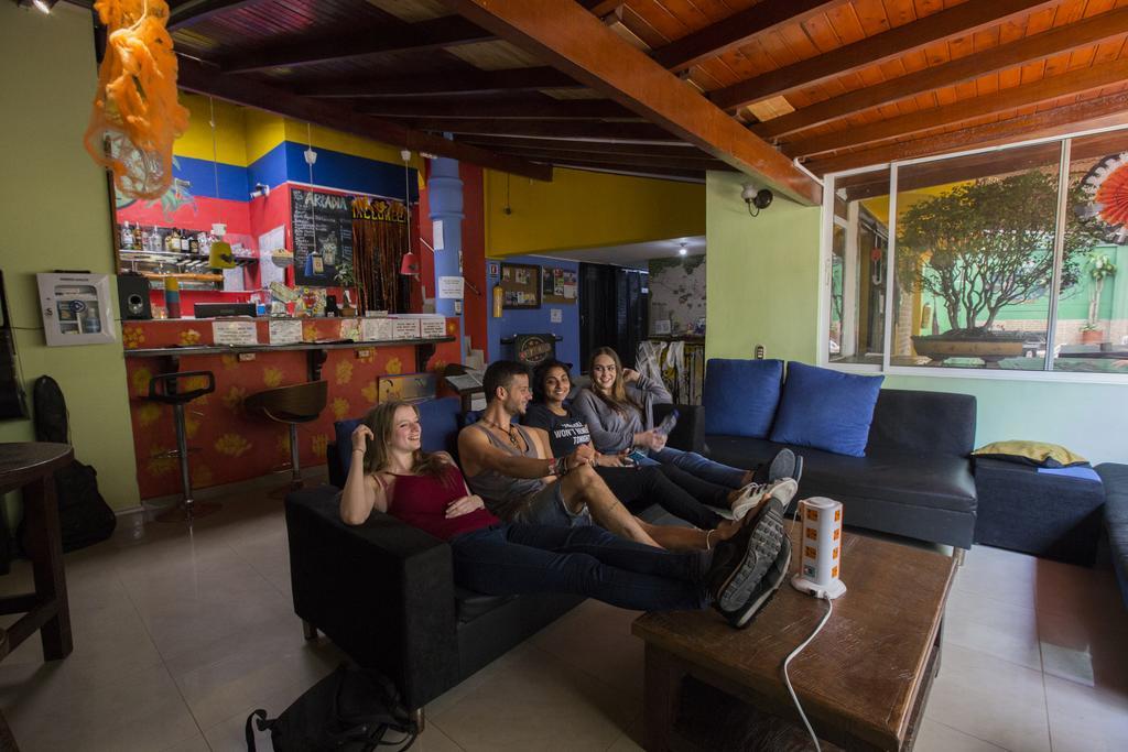 Arcadia Hostel Medellin Exterior photo